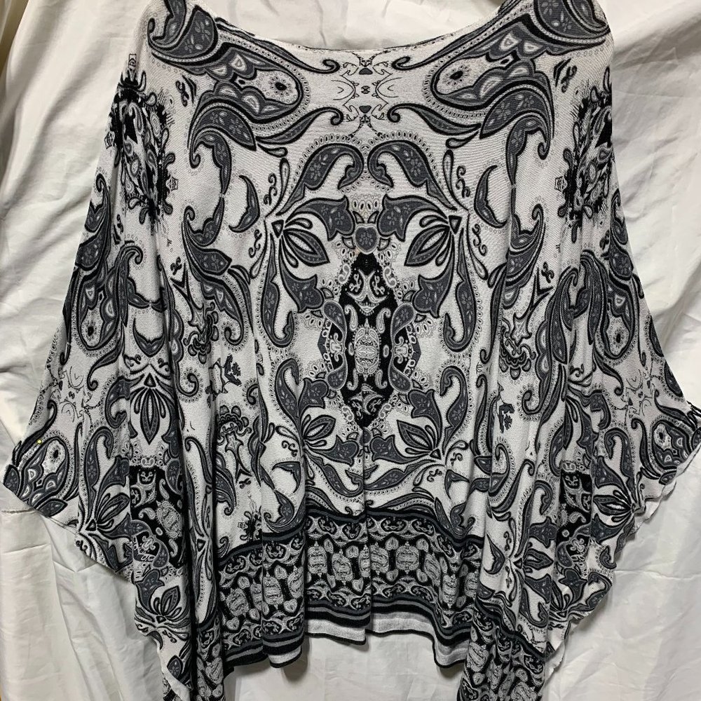 Jessica London Black/white poncho - 18/24